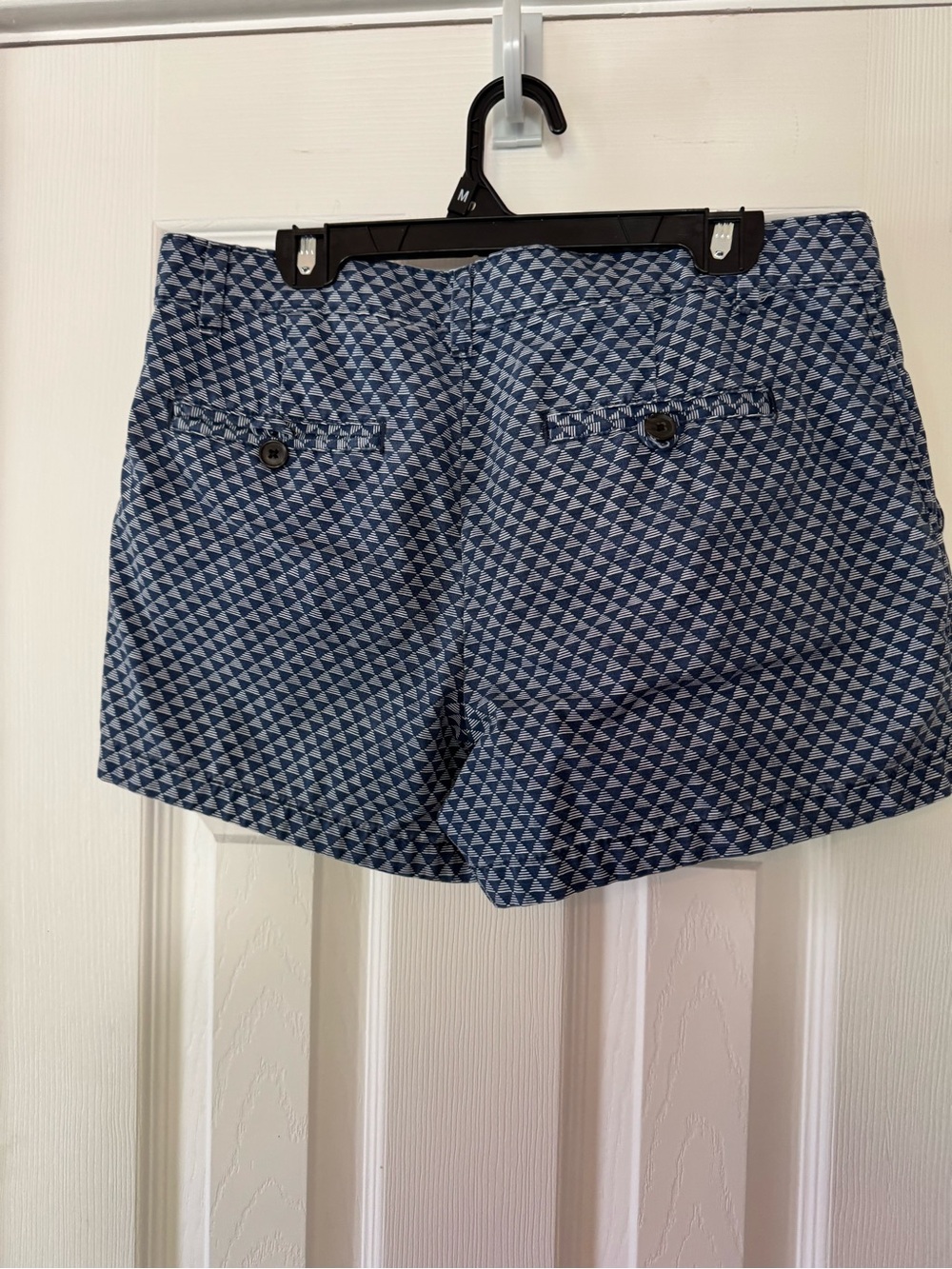 GAP Women’s Printed Chino Shorts Size 2 Blue White Geometric Pattern Cotton - Picture 4 of 6